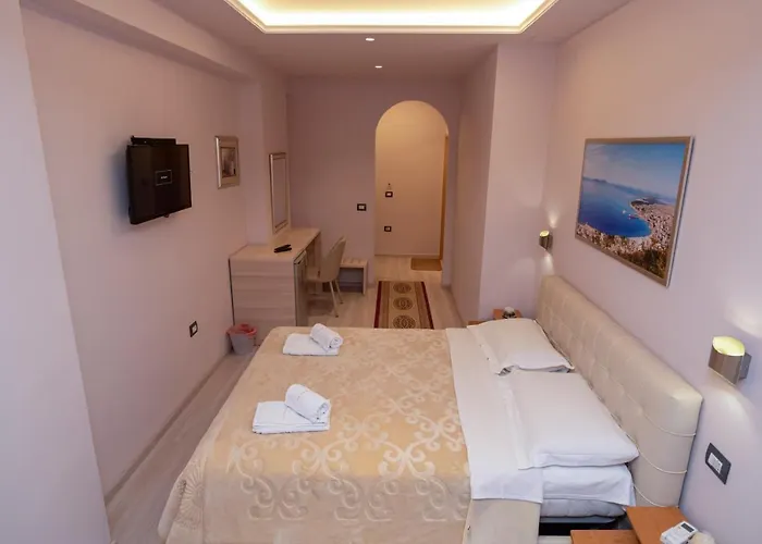 מלון San Marino Vlorë